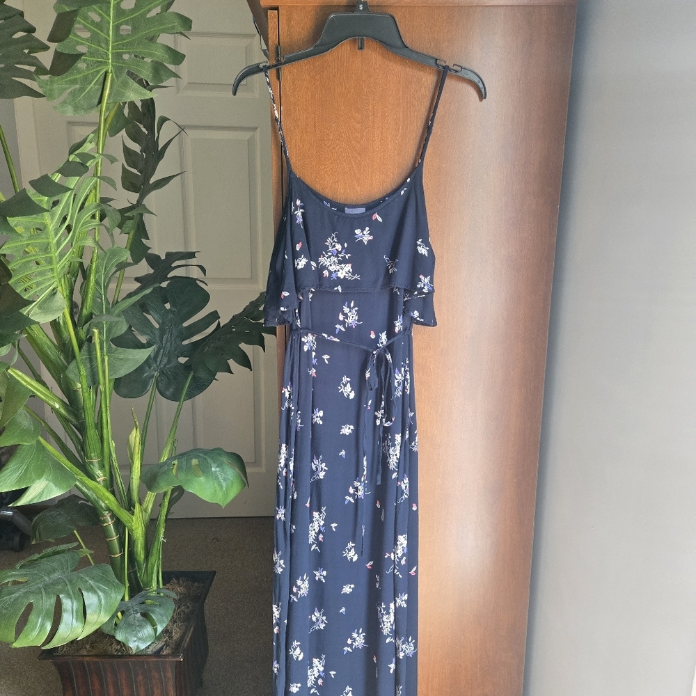 Oh Baby by Motherhood Navy Floral Maxi Dress
